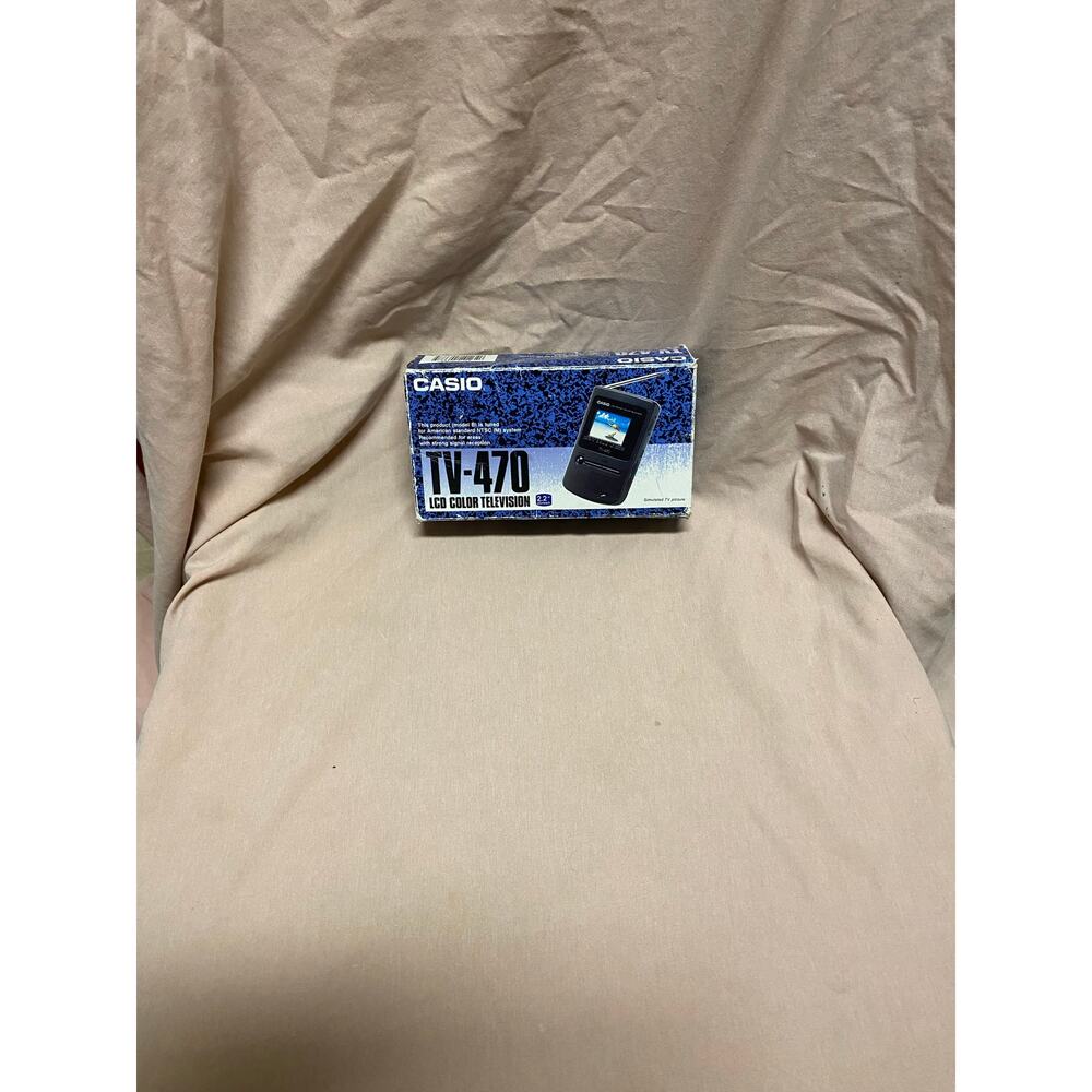 Vintage Casio TV-470 LCD Analog Color Television 2.2" Screen Handheld In Box